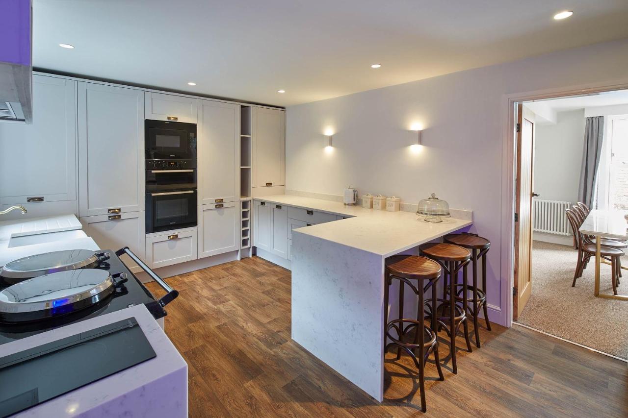 Host & Stay - Graham Close Holiday Homes Scarborough Eksteriør billede