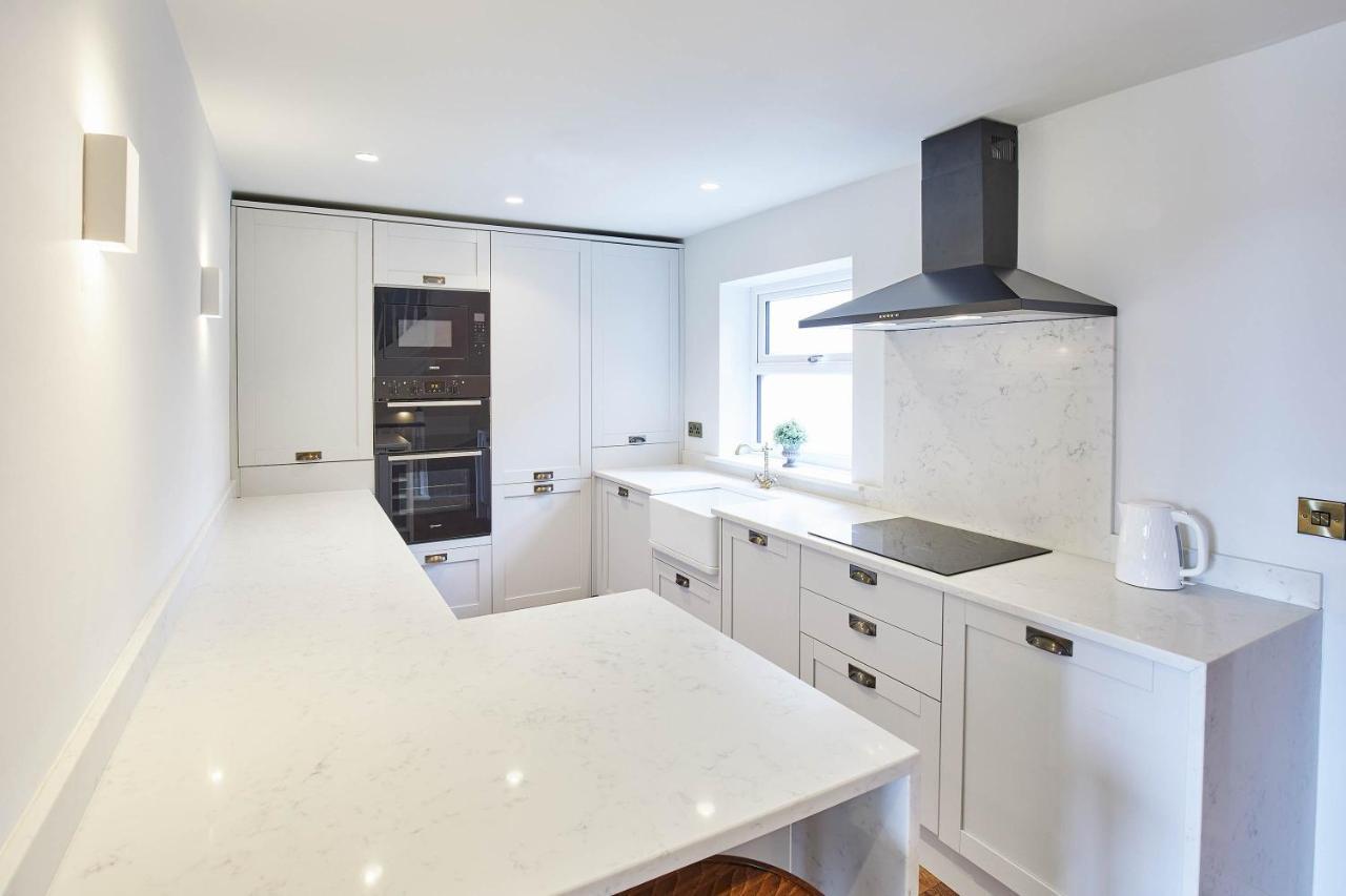 Host & Stay - Graham Close Holiday Homes Scarborough Eksteriør billede